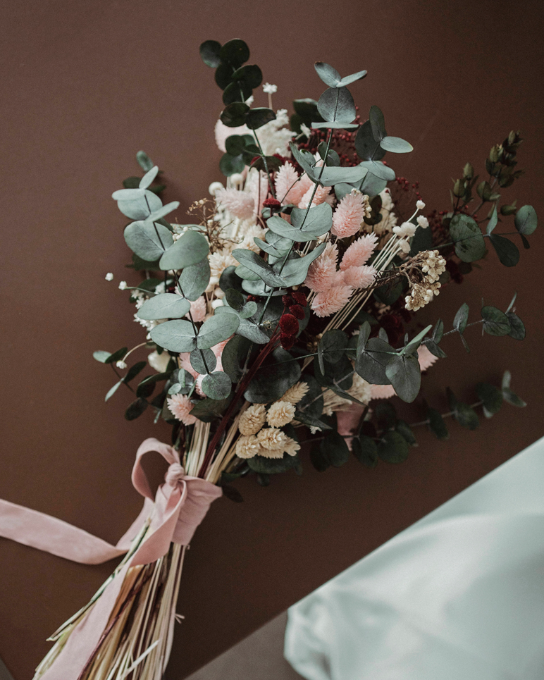 Ramo de novia de flor preservado silvestre