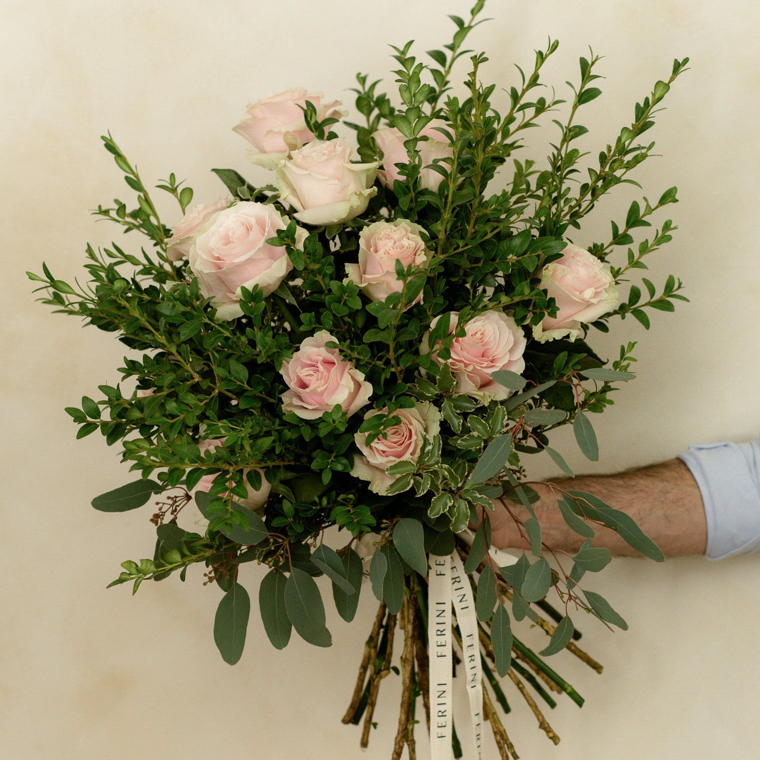 Ramo de Rosas Rosadas Elegance